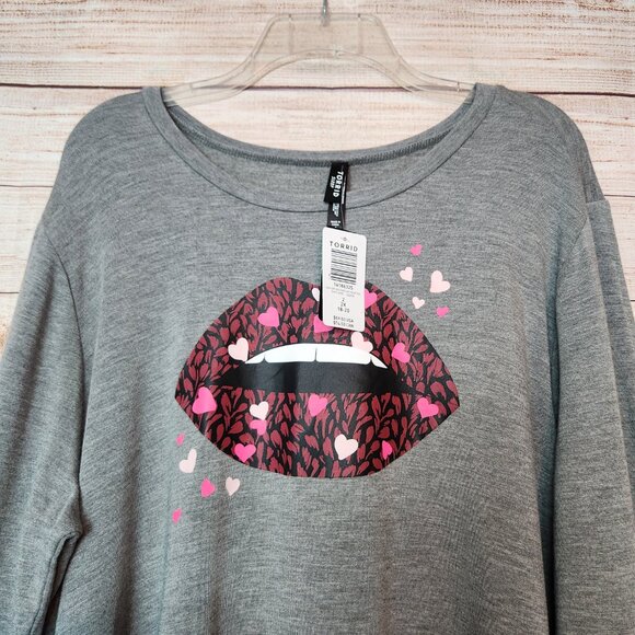 New TORRID 2X Heather Grey Sleep Lounge Sweatshirt Lips Heart Print Super Soft - Picture 2 of 15